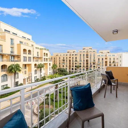 3-bedroom Central St.julian's Apartment *