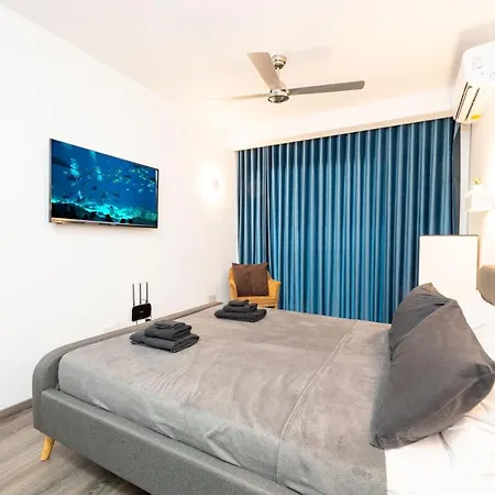 3-bedroom Central St.julian's Apartment *