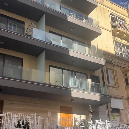 3-bedroom Central St.julian's