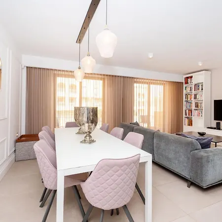 3-bedroom Central St.julian's * San Julián