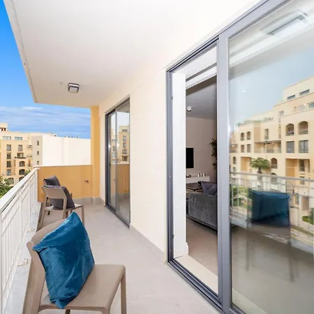 Apartamento 3-bedroom Central St.julian's *
