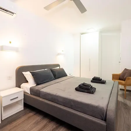 3-bedroom Central St.julian's Apartment *