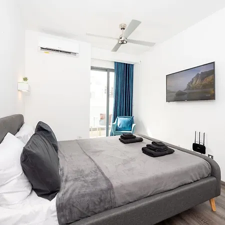 3-bedroom Central St.julian's