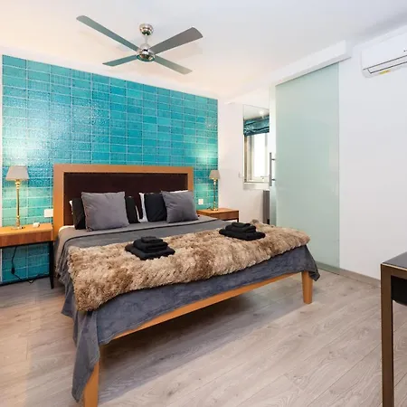 3-bedroom Central St.julian's