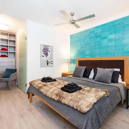 3-bedroom Central St.julian's Apartamento *